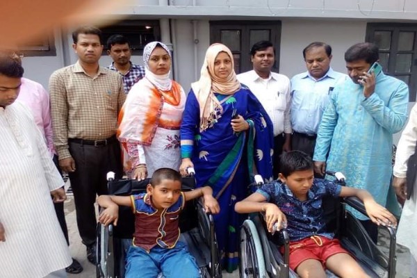 প্রতিবন্ধীদের সেবায়
