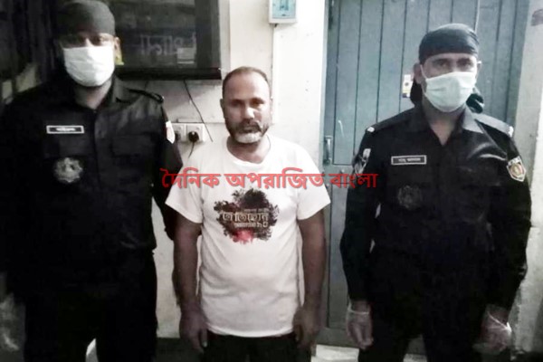এমপির মাইক্রোবাস চালক