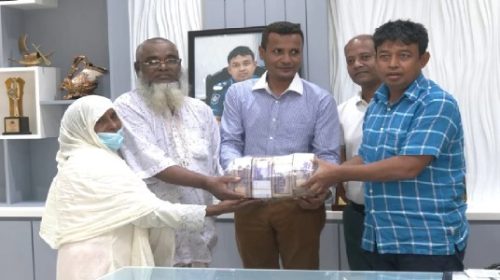 বাবার ছিনতাই হওয়া ৩১ লাখ টাকা সন্তানদের কাছ থেকে উদ্ধার