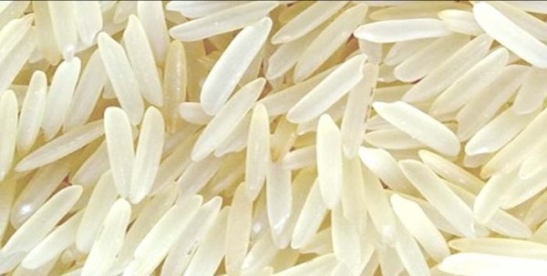 জিরাশাইল কেটে তৈরি হচ্ছে ৬২ টাকার মিনিকেট।