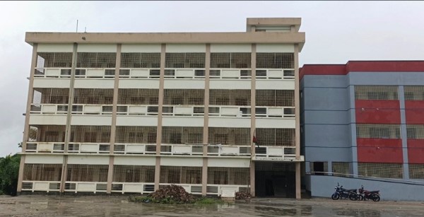 গোপালগঞ্জের টুঙ্গিপাড়ায় অস্তিত্বহীন শিক্ষকে নিয়ে তোলপাড়া