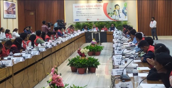 রাস্তায় এখন আগের মতো যৌনকর্মী দেখাই যায় না