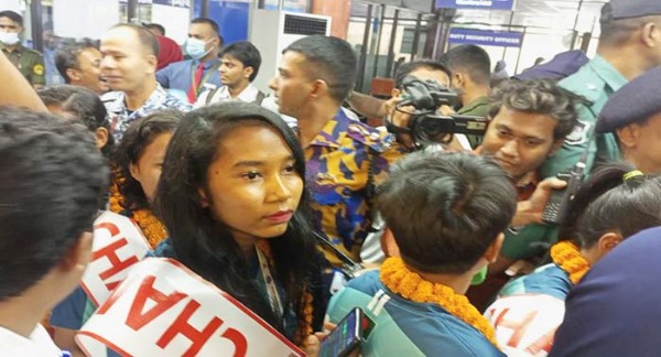 বাঘিনীদের লাগেজ থেকে অর্থ চুরির সত্যতা পায়নি বিমানবন্দর কর্তৃপক্ষ