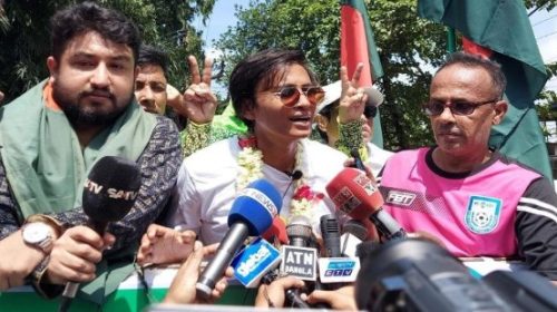 ‘নিজ জেলার মানুষ আমাকে এভাবে বরণ করবে কল্পনাও করিনি’