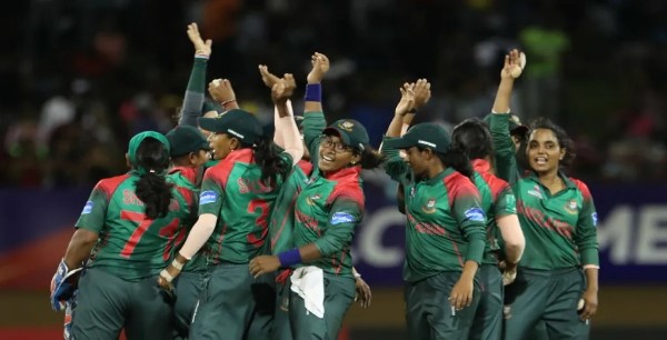 নারী টি-টোয়েন্টি বিশ্বকাপের টিকিট নিশ্চিত