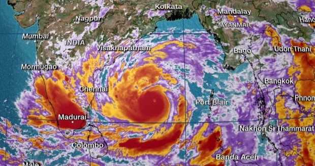 জলোচ্ছ্বাসে বাংলাদেশ ও ভারতের উপকূল লণ্ডভণ্ড হওয়ার শঙ্কা