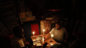 মোমবাতির আলোতে হাসপাতাল, হাইকোর্ট, পেট্রোল পাম্প,পানির সংকট, 
