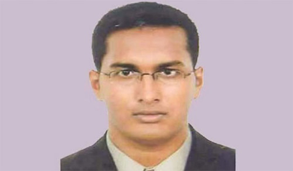 নারীর সঙ্গে শারীরিক সম্পর্ক, বেতন কমল প্রশাসনের কর্মকর্তার
