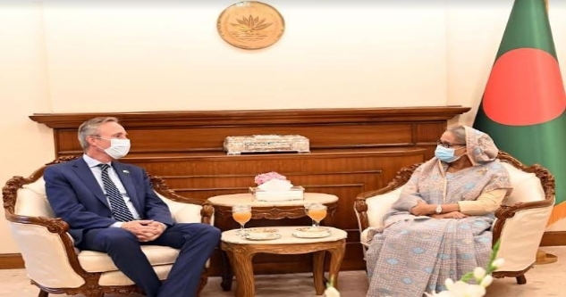 বাংলাদেশ তার অসাধারণ উন্নয়নের মাধ্যমে গোটা বিশ্বকে চমকে দিয়েছে