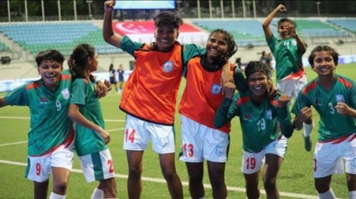 গ্রুপ চ্যাম্পিয়ন বাংলাদেশ