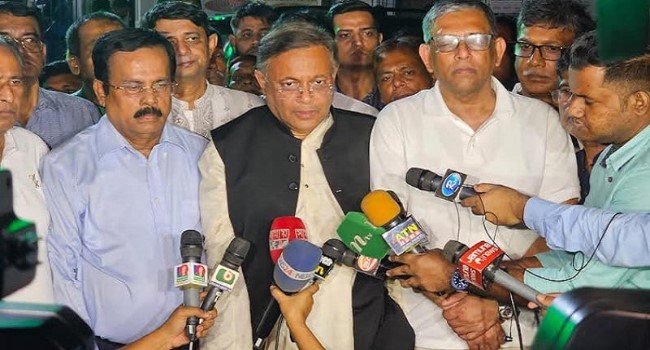 তথ্যমন্ত্রী