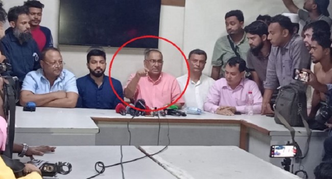 মিয়া জাহিদুল আটক