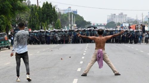 আন্দোলন করছে বিরোধী দল বিএনপি।
