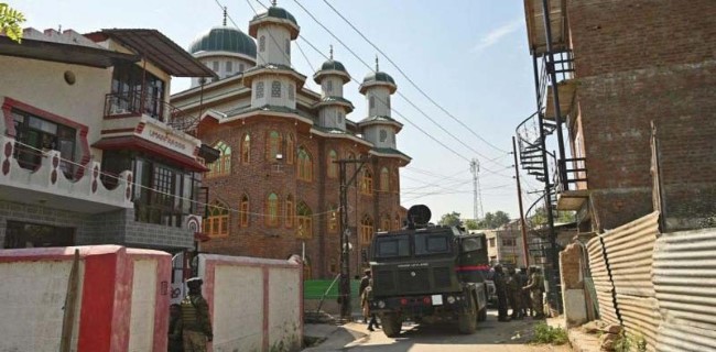 অধিকৃত কাশ্মীরে মসজিদে