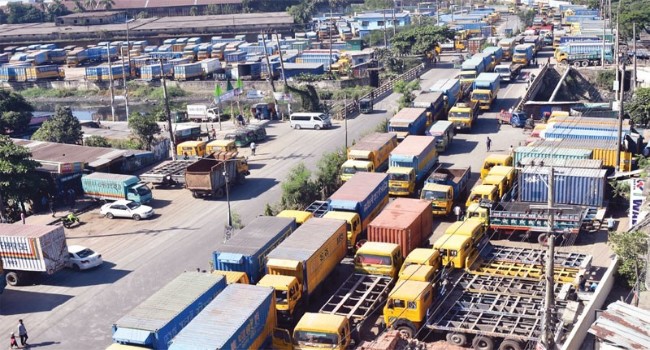 আমদানি-রফতানি কার্যক্রম স্থবির