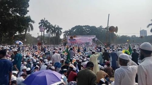 চরমোনাই পীরে