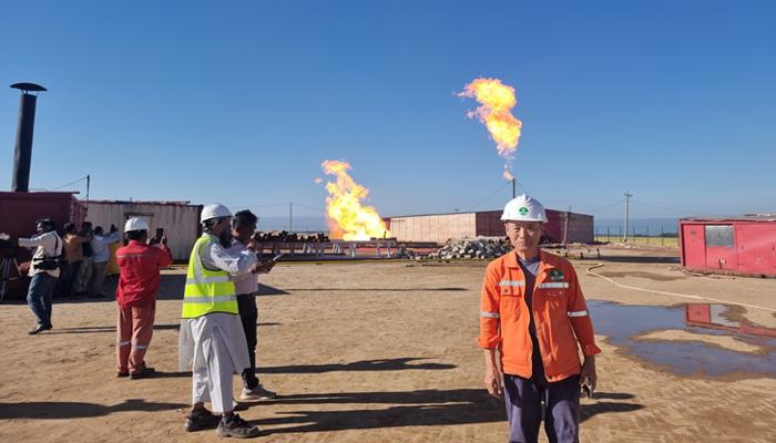 তেলের সন্ধান